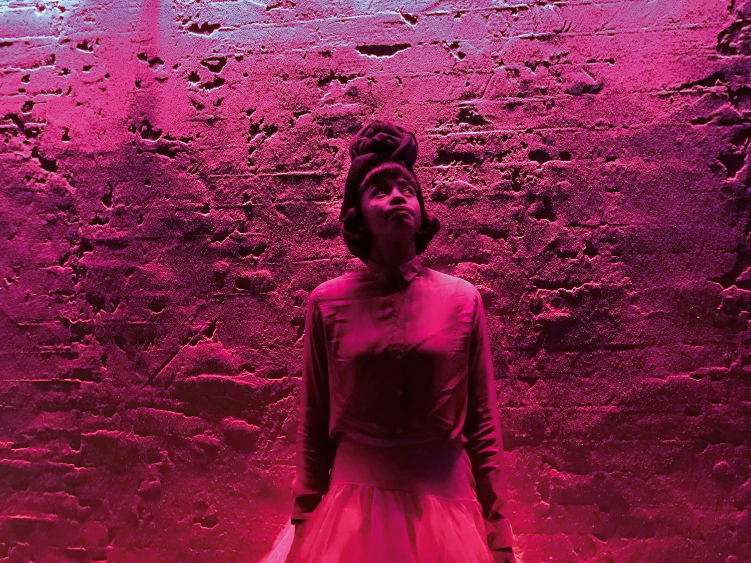 Elsa Bleda fant farger og stemning på en nattklubb i Johannesburg, Sør-Afrika